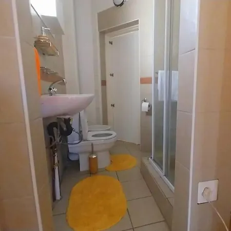Spacious 1 Bedroom, Self Catering Apartment In Glenwood, Durban Exterior foto