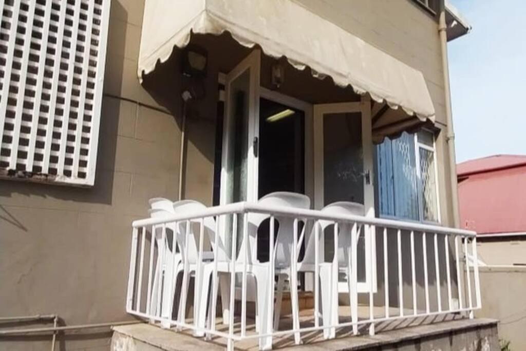 Spacious 1 Bedroom, Self Catering In Glenwood,